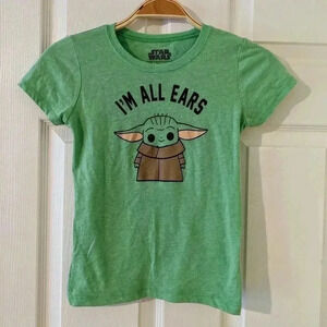 Star Wars The Mandalorian The Child I'm All Ears T Shirt Green Medium